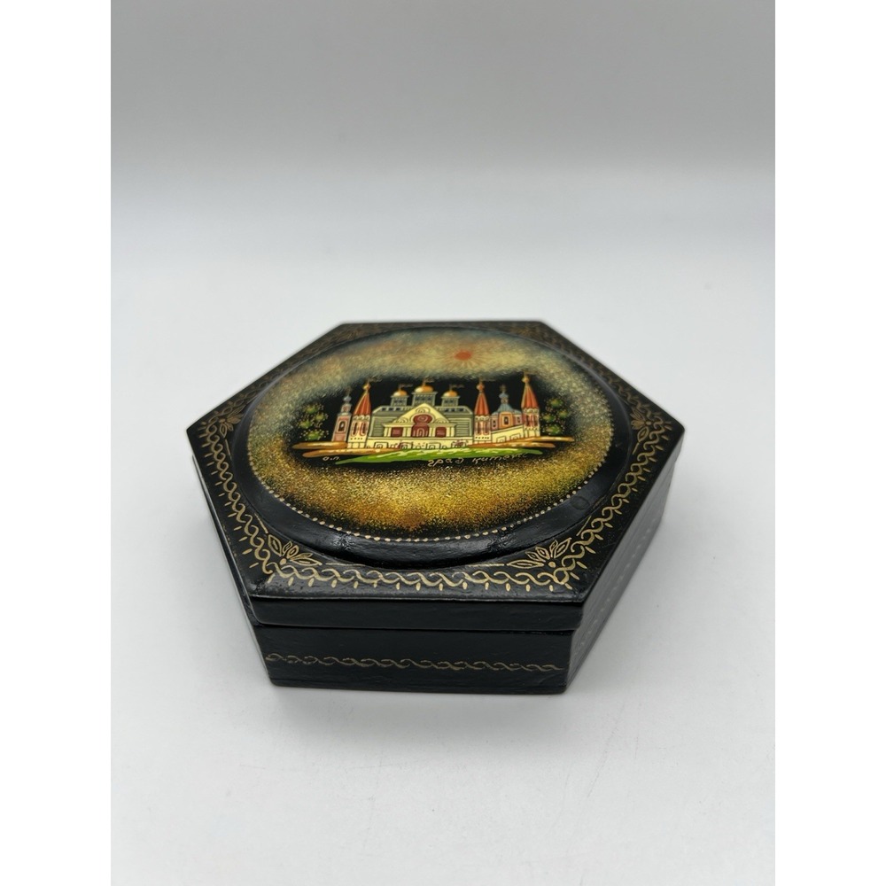 Black Lacquer Russian Trinket Box Signed by Artist 5.25" x 4.5"x 1.25"